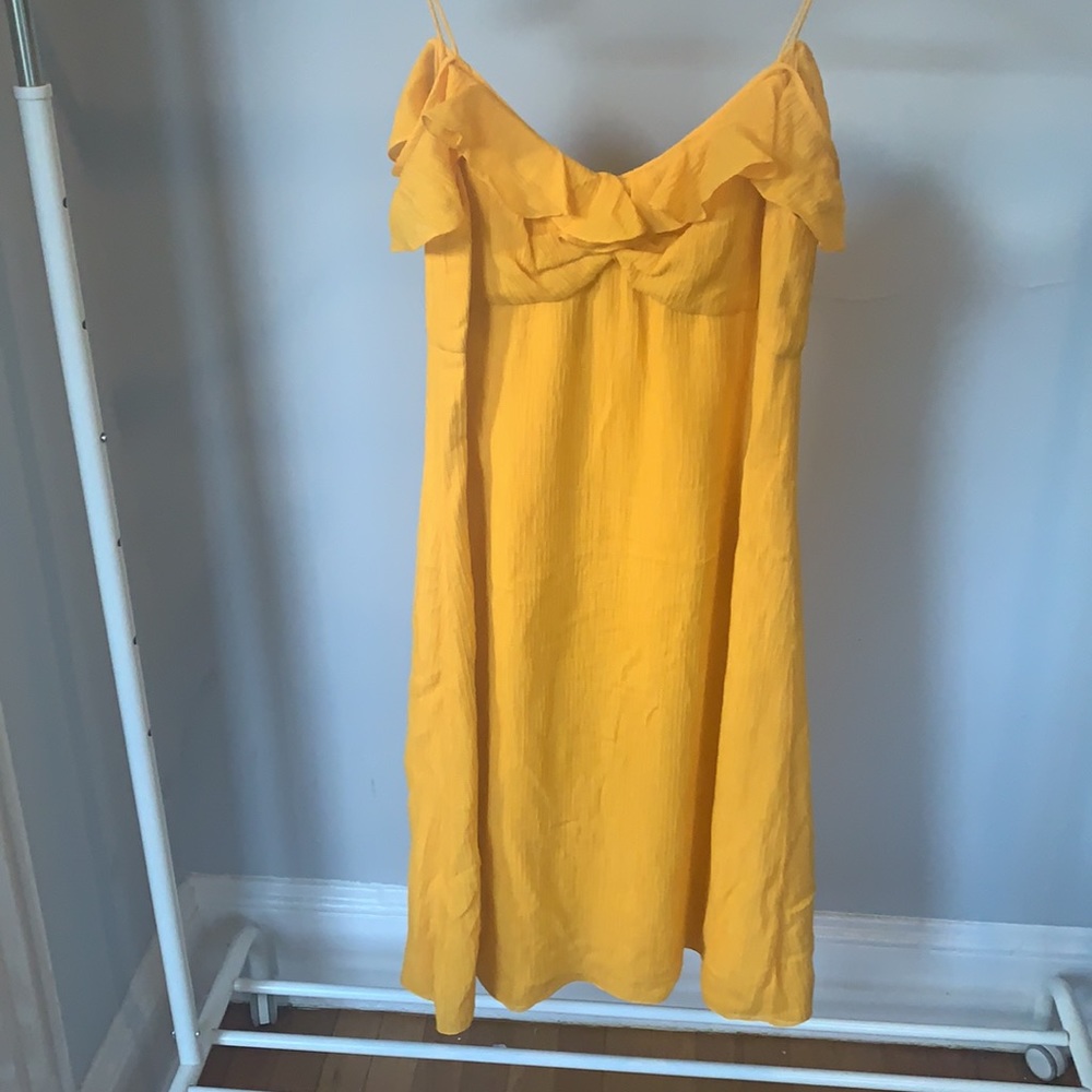 Carolina Herrera yellow silk dress w/cold shoulder